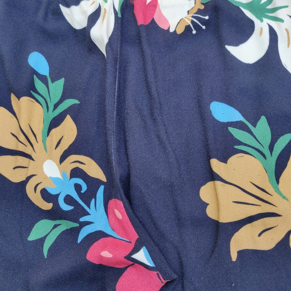 FARM Rio Floral Flare Pants - Picture 13 of 13